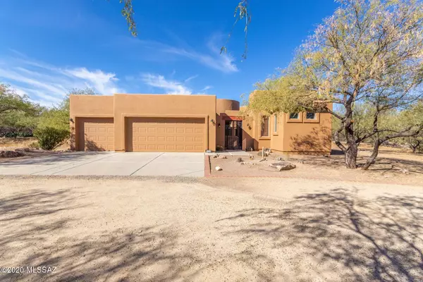 2242 Calle Palo Parado, Tubac, AZ 85646