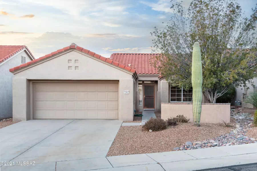 2282 E Montrose Canyon Drive, Oro Valley, AZ 85755