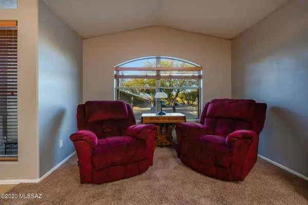 Vail, AZ 85641,17353 S Sienna Bluffs Trail