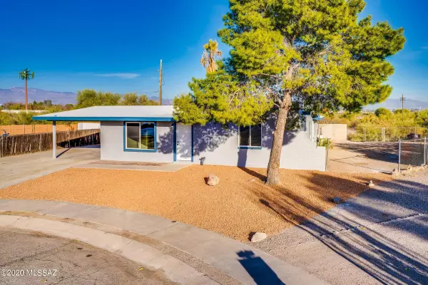 3011 S Lands End Road, Tucson, AZ 85713