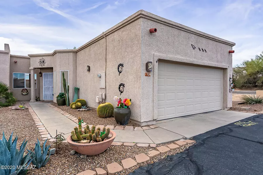 1720 N Rio Mayo, Green Valley, AZ 85614