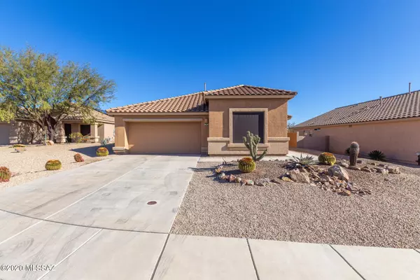 1560 N Via Arizpe, Green Valley, AZ 85614