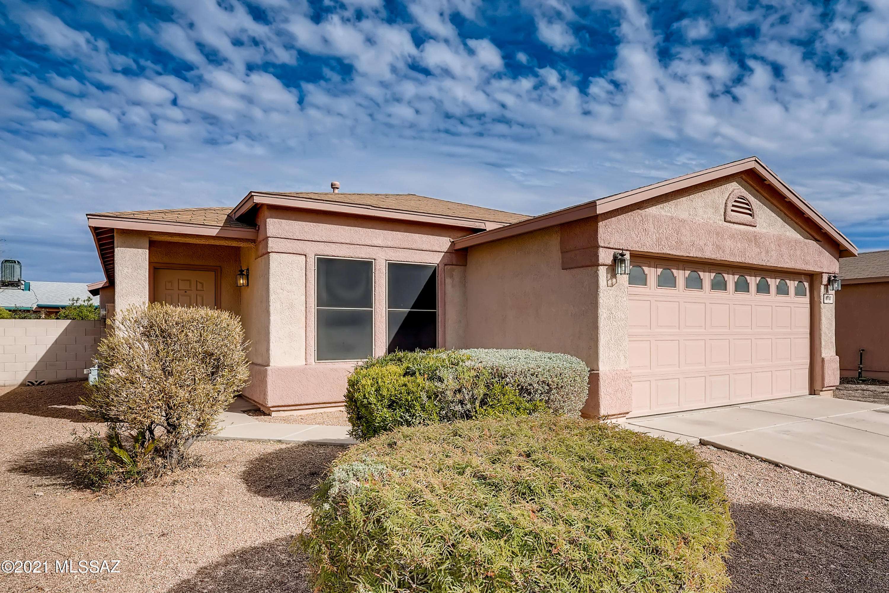 8761 E Green Branch Lane, Tucson, AZ 85730