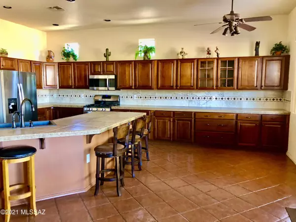 Green Valley, AZ 85614,1030 W Arbor Ridge Drive