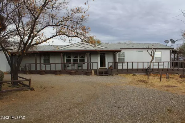 2228 W Williams Ranch Road, Benson, AZ 85602