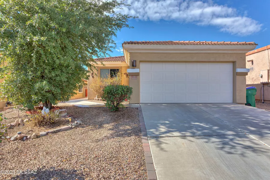 14514 S Camino Tierra Monte, Sahuarita, AZ 85629