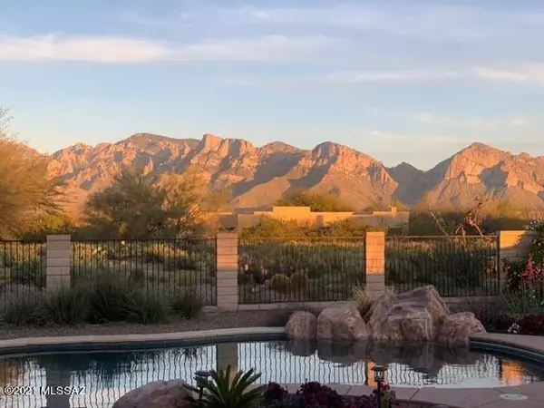 Oro Valley, AZ 85755,12328 N Washbed Drive