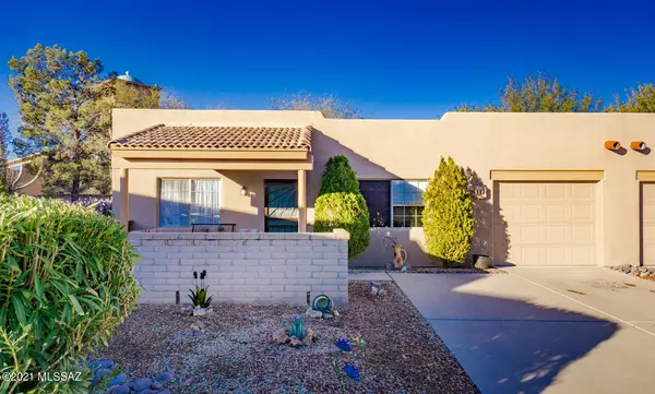 Green Valley, AZ 85614,997 W Camino Erranle