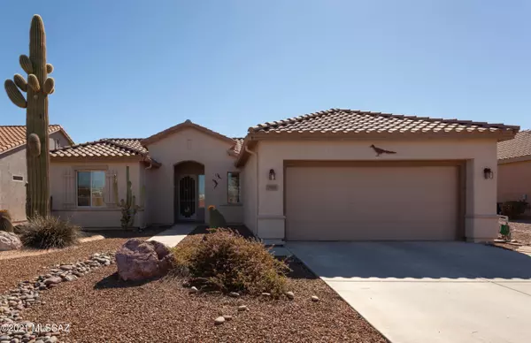 7983 W Greensleeves Way, Tucson, AZ 85743