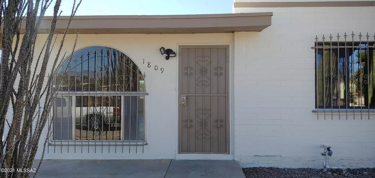 1809 W Saxony Road, Tucson, AZ 85713