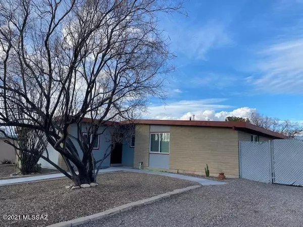 9861 E Marianne Street, Tucson, AZ 85748