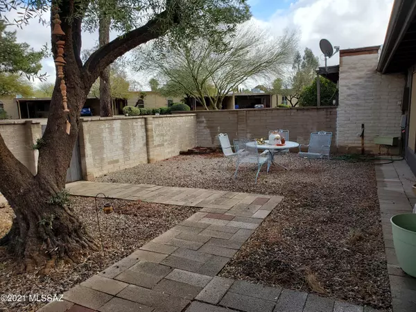 1467 S Abbie Lane, Tucson, AZ 85710