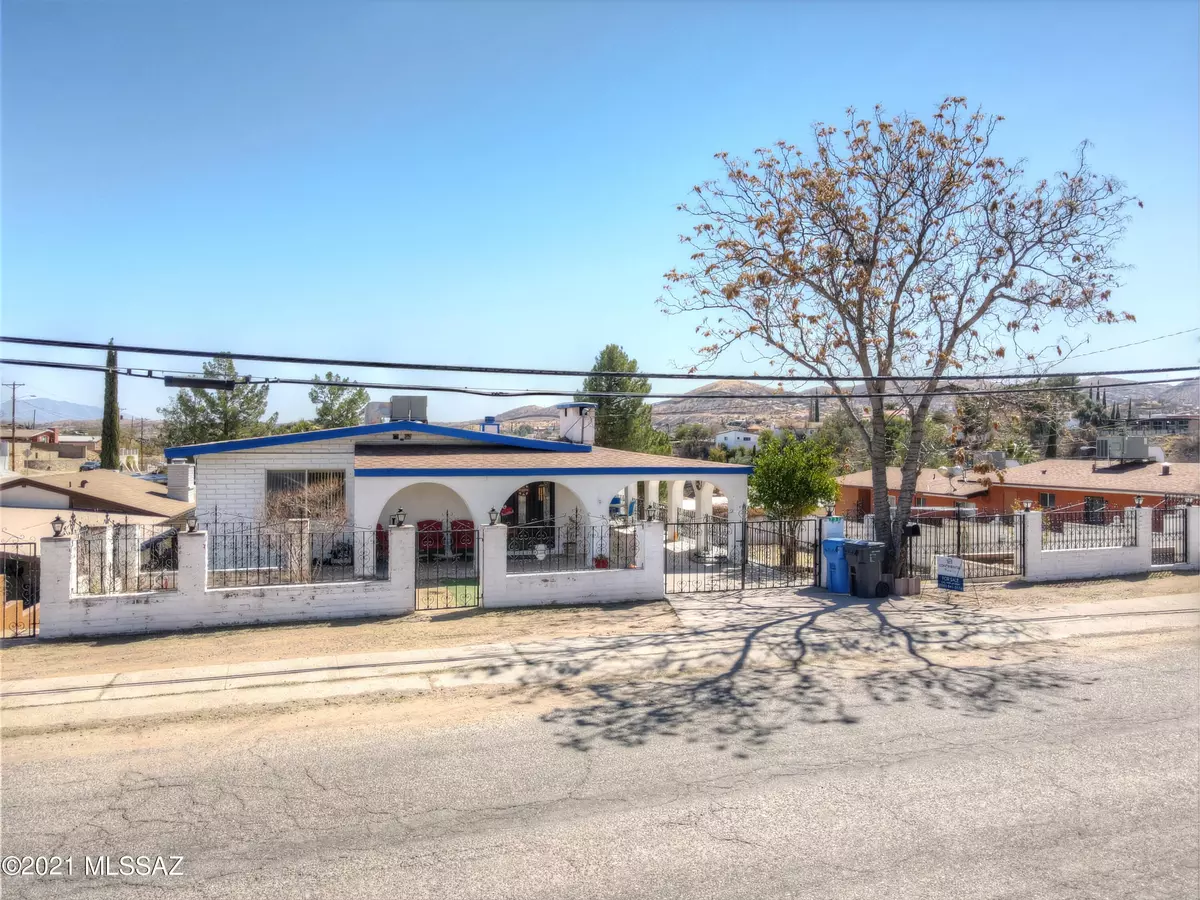 Nogales, AZ 85621,732 N Sonoita Avenue