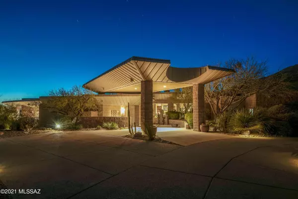 3657 E Canyon Wind Place, Tucson, AZ 85718