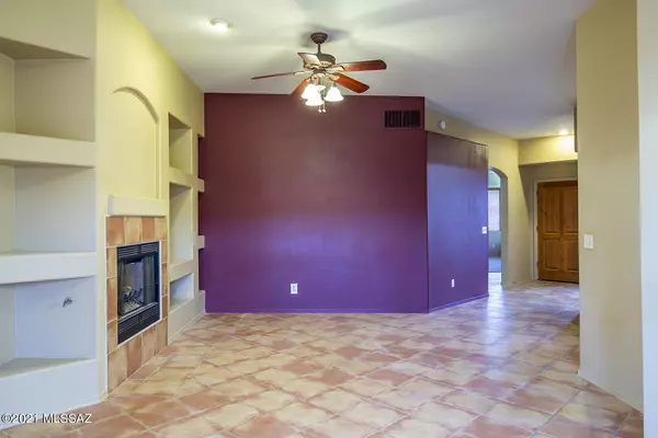 Tucson, AZ 85704,1823 W Waterleaf Drive