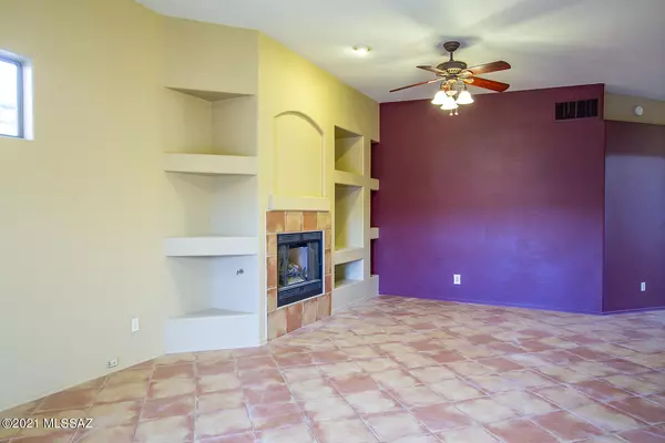 Tucson, AZ 85704,1823 W Waterleaf Drive