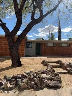 7916 E Winnepeg Drive, Tucson, AZ 85730