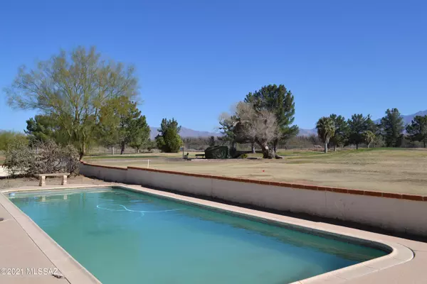 Green Valley, AZ 85614,360 E Los Rincones