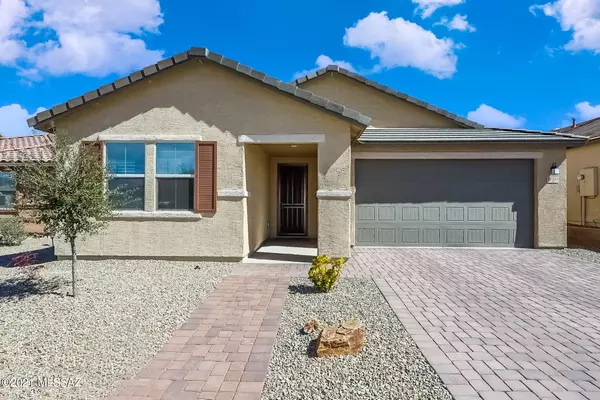 10213 S Wheel Spoke Lane, Vail, AZ 85641