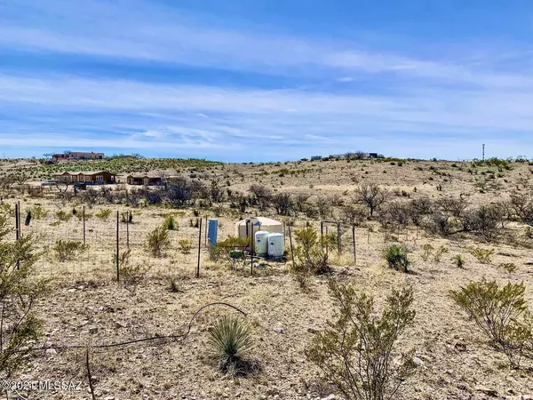 Benson, AZ 85602,TBD N Broken Saddle Lane