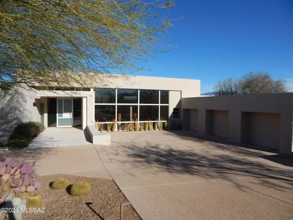 3890 N Canyon Ranch Drive, Tucson, AZ 85750