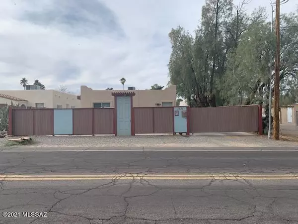 1621 N Dodge Boulevard, Tucson, AZ 85716