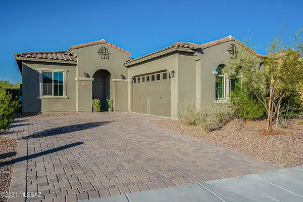 982 W Hesperaloe Court, Oro Valley, AZ 85755