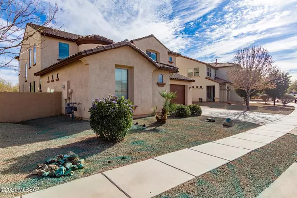 Sahuarita, AZ 85629,677 W Camino Tunera