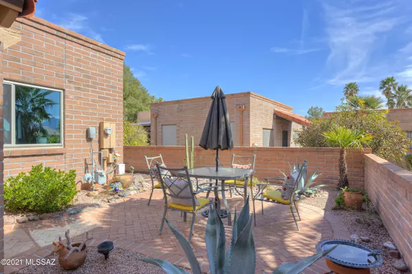 Green Valley, AZ 85622,1612 W Agave Lane