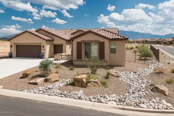 31593 S Misty Basin Road, Oracle, AZ 85623