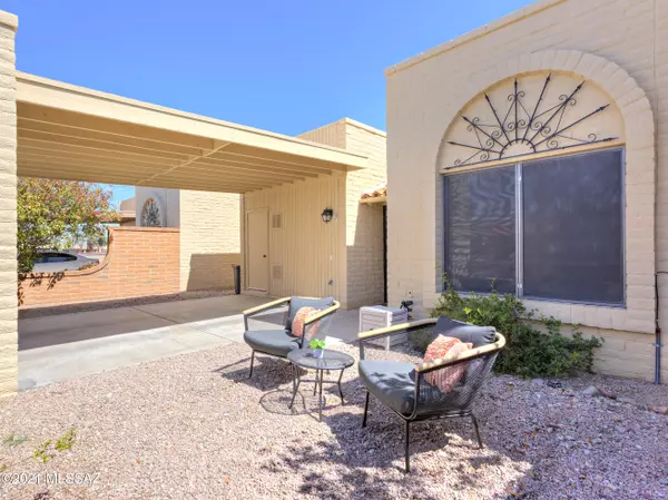 Green Valley, AZ 85622,1613 W Via Mirasol