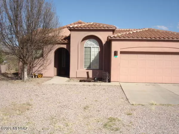 11 Dixon Court, Nogales, AZ 85621