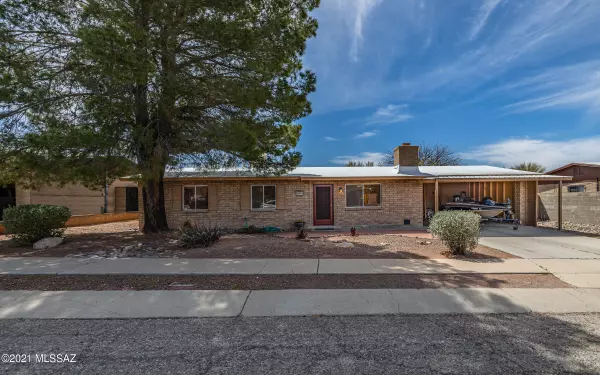 8600 E Desert Spring Street, Tucson, AZ 85730