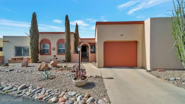 569 W OCOTILLO Place, Green Valley, AZ 85614