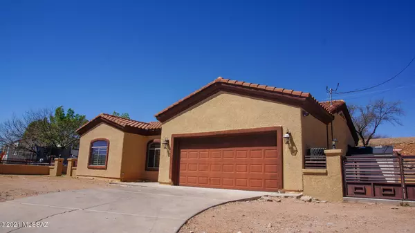 1243 Circulo Yerba Buena, Rio Rico, AZ 85648