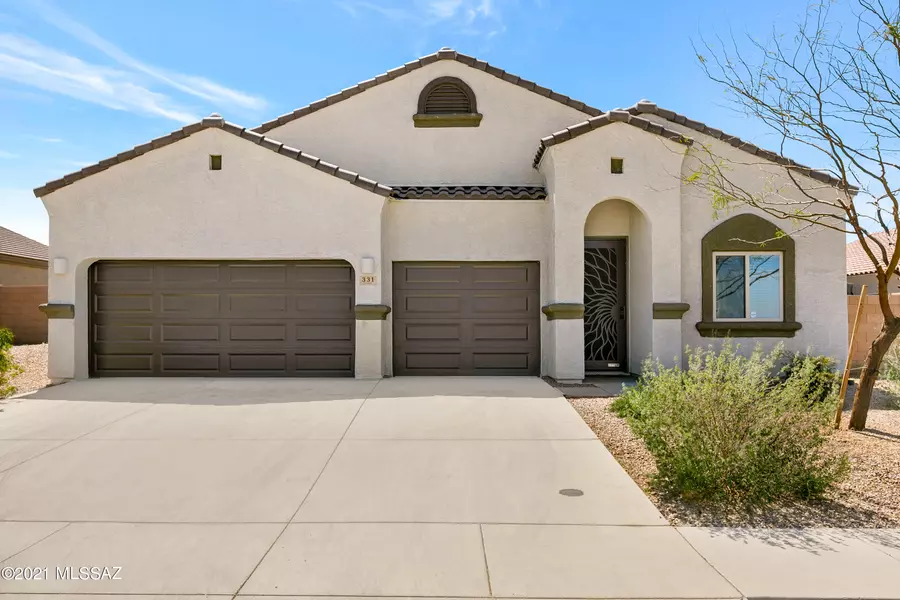 331 W Vista Monte Drive, Corona De Tucson, AZ 85641