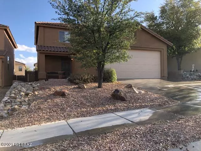 683 W Amber Sun Drive, Green Valley, AZ 85614