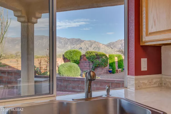 Oro Valley, AZ 85755,14214 N Trade Winds Way