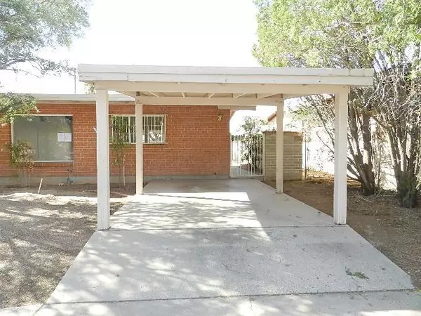 Tucson, AZ 85711,5744 E 3rd Street