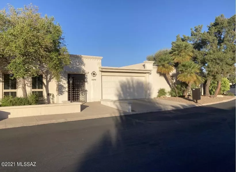 2752 W Casas Drive, Tucson, AZ 85742