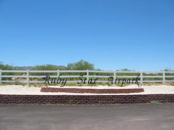 S Ruby Airpark Drive #1480, Sahuarita, AZ 85629