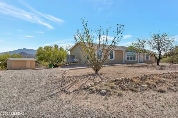 11765 S Morning Mist Place, Vail, AZ 85641