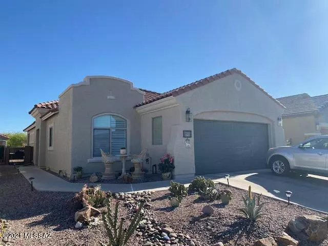 Sahuarita, AZ 85629,182 W Calle Del Estribo