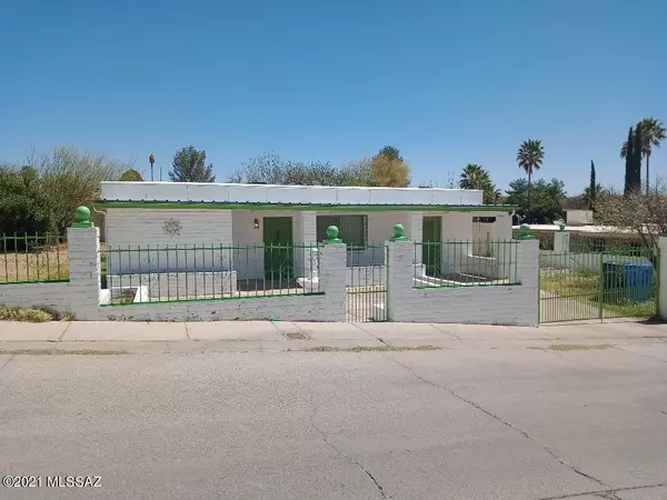 2348 N Calle Piedras Negras, Nogales, AZ 85621