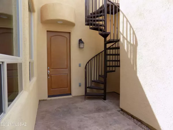 Tubac, AZ 85646,1503 Golden Gate Way