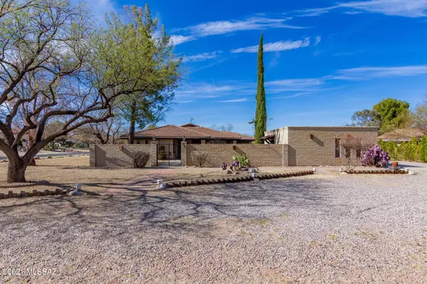 Tubac, AZ 85646,2 Paver Court