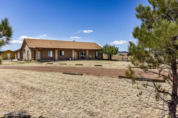 42 Fairview Lane, Elgin, AZ 85611