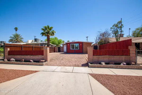 2208 E 20Th Street, Tucson, AZ 85719