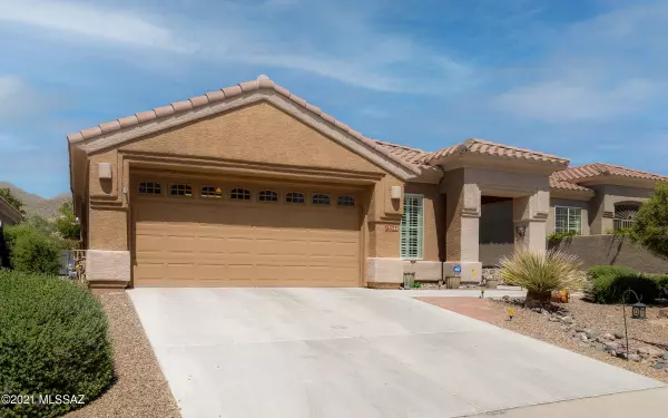 13544 N Buckhorn Cholla Drive, Marana, AZ 85658