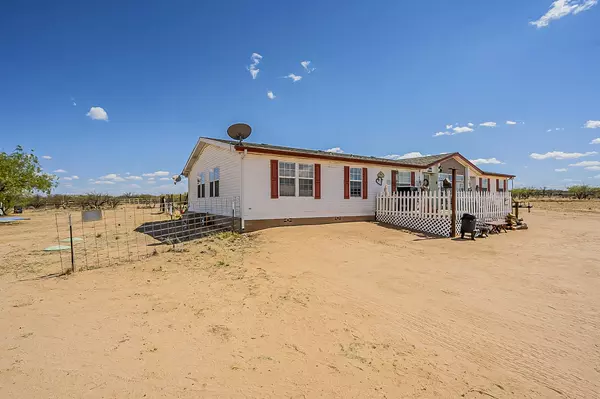 Benson, AZ 85602,688 N Ash Place